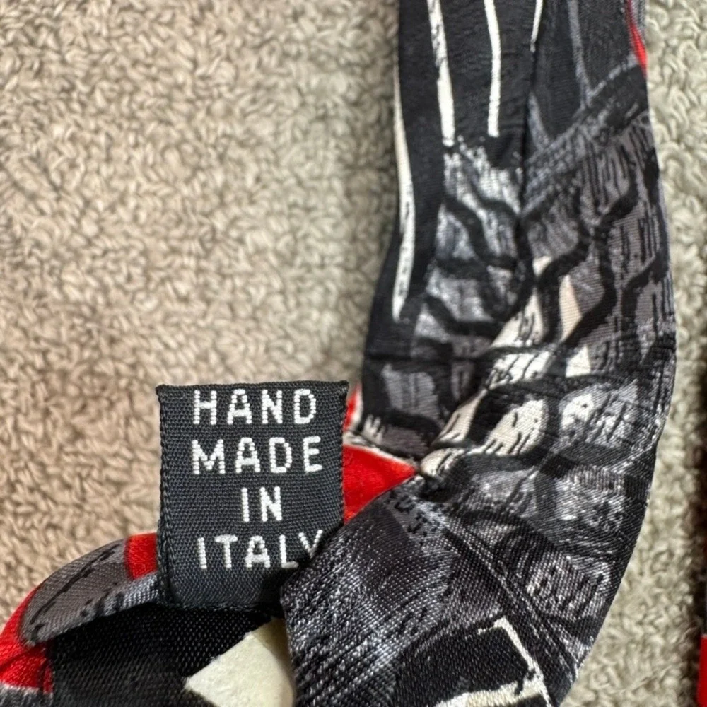 Mezzo Matto Silk Tie Red Black Grey Abstract Geometric Hand Made in Italy